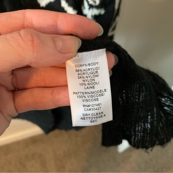 Wildfox White Label knit sweater - Picture 3 of 3